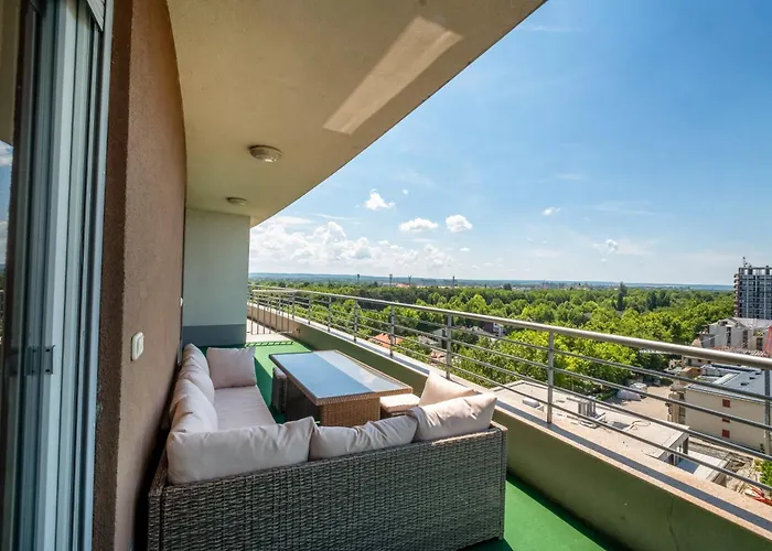 Myflat Club 218 Panorama Wellness Apartment