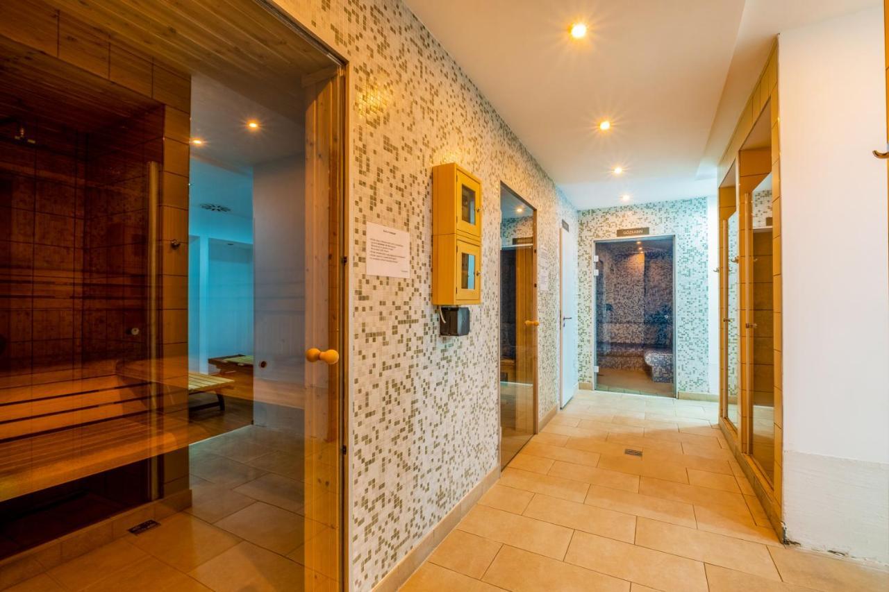Myflat Club 218 Panorama Wellness Apartment